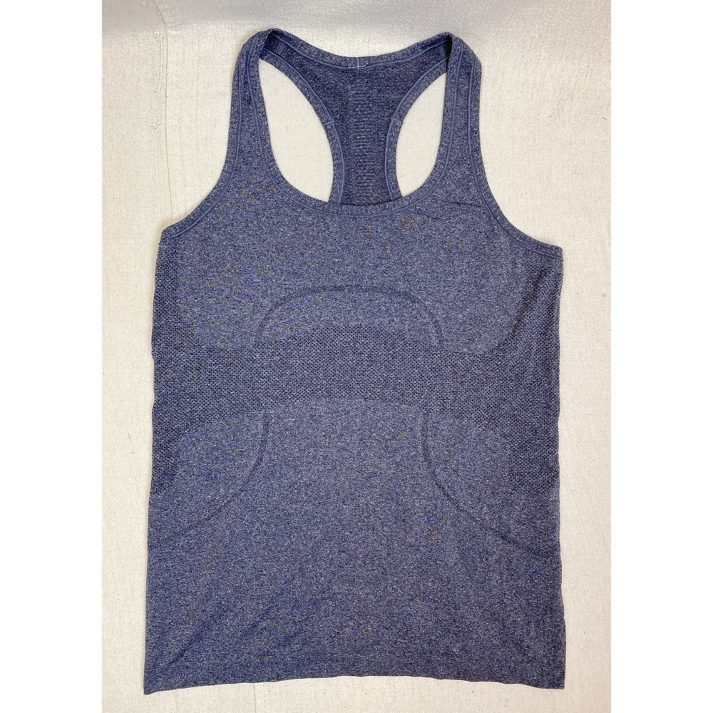 Lululemon Run: Swiftly Tech Racerback
Heathered Inkwell 8